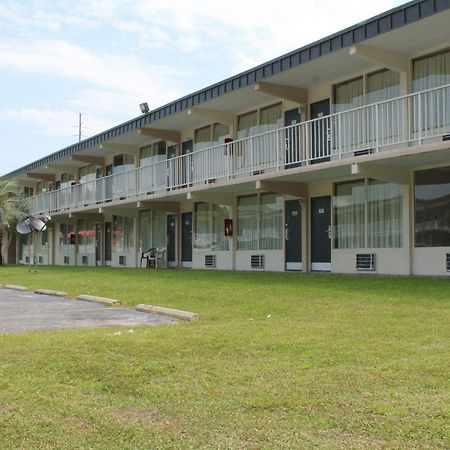 Travelers Inn Kingsland Dış mekan fotoğraf